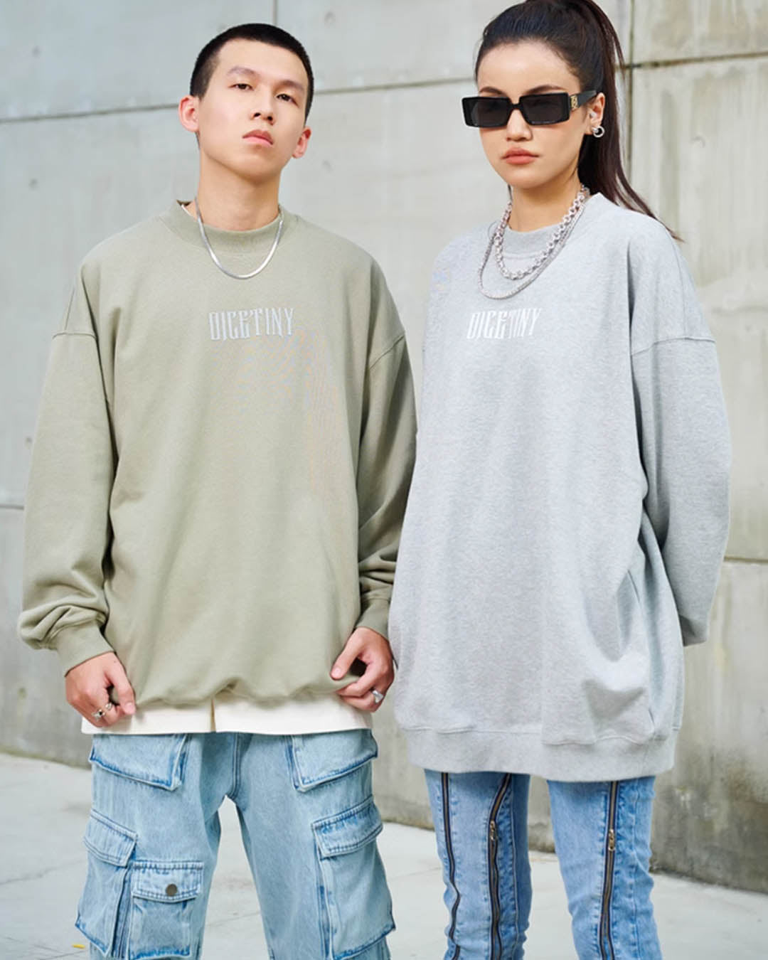 DICETINY Basic Logo Printed Sweatshirt