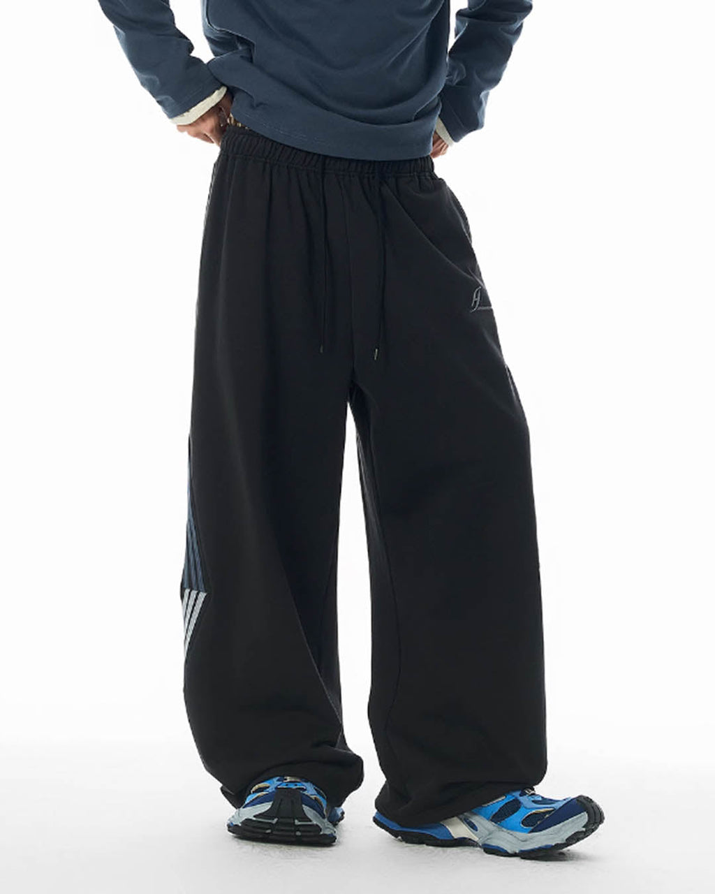 JHYQ Side Stripe Baggy Sweatpants