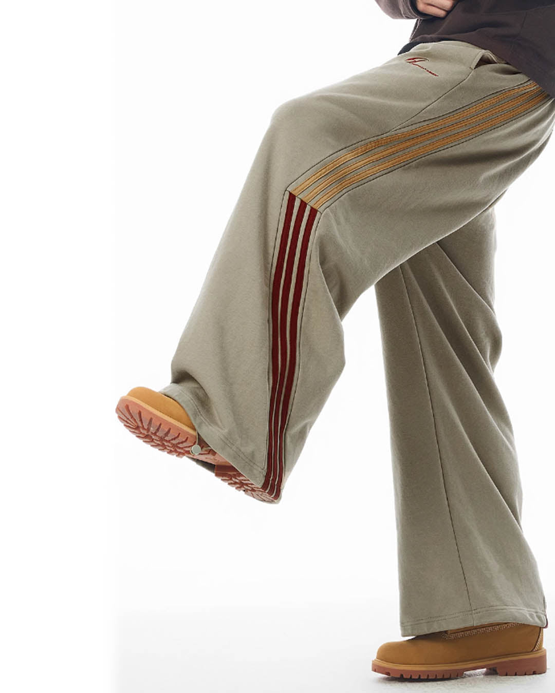 JHYQ Side Stripe Baggy Sweatpants