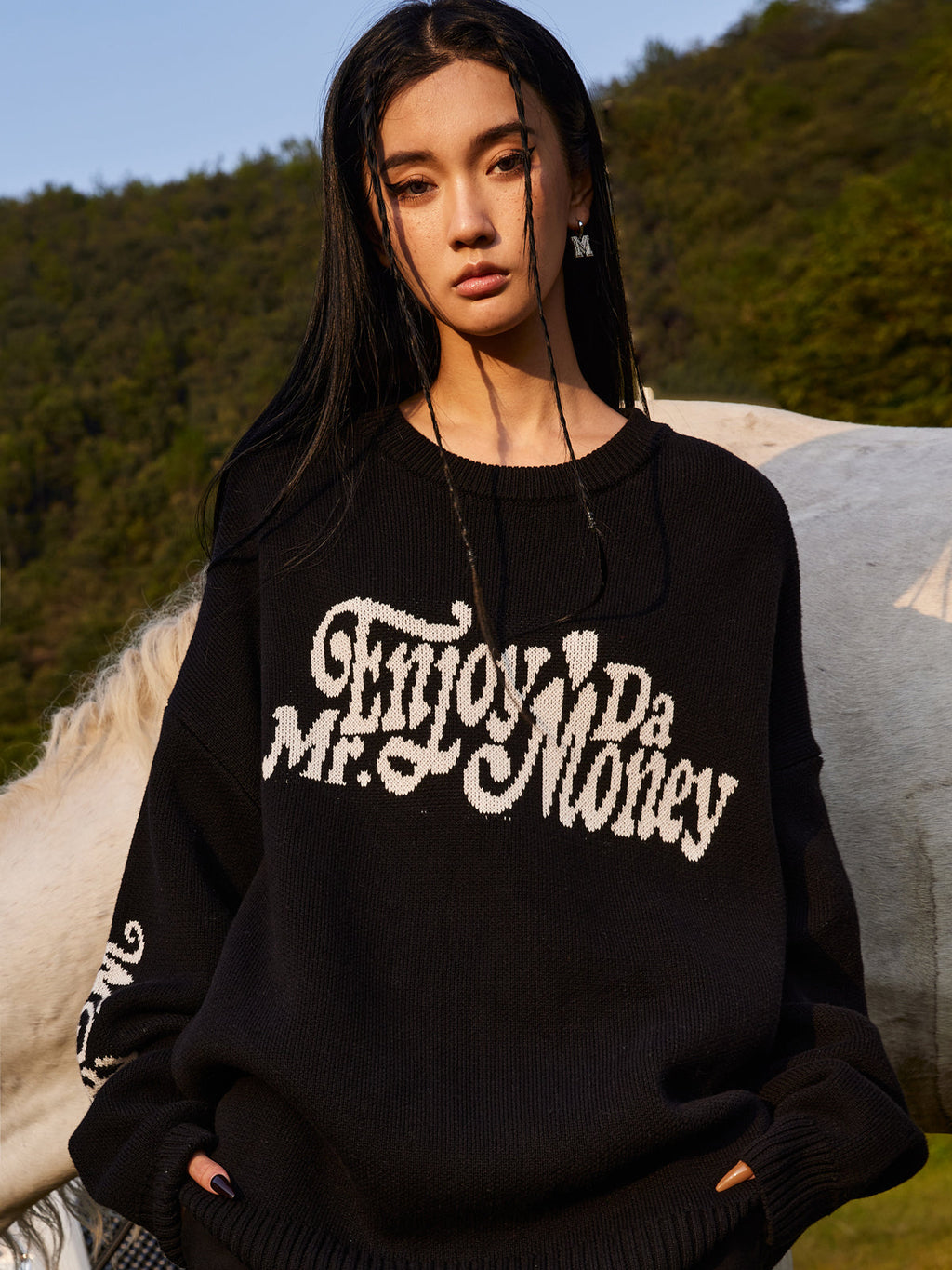 MEDM Flower Font Logo Knit Sweater