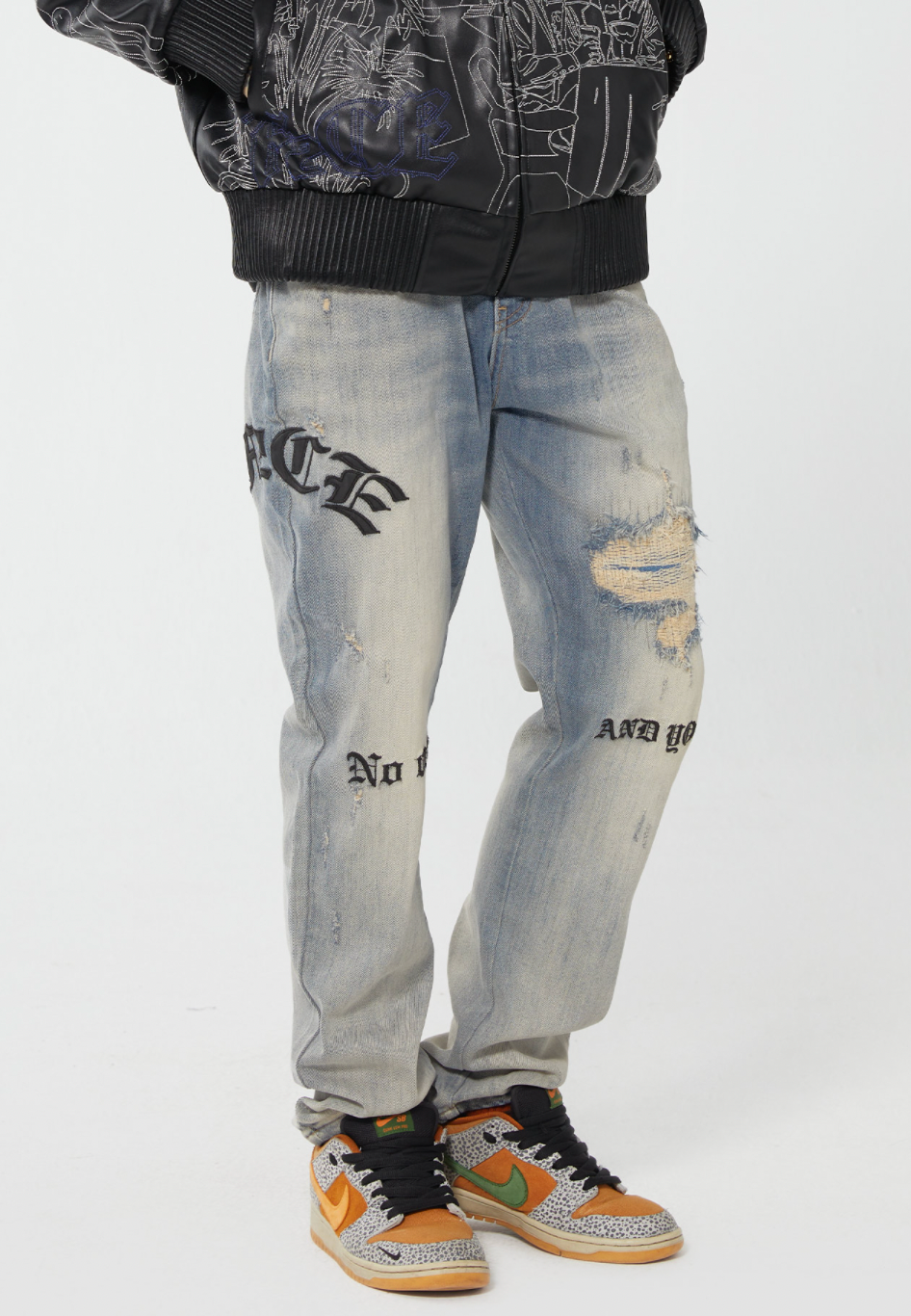 F2CE Destruction Embroidered LOGO Straight Denim Jeans Pants