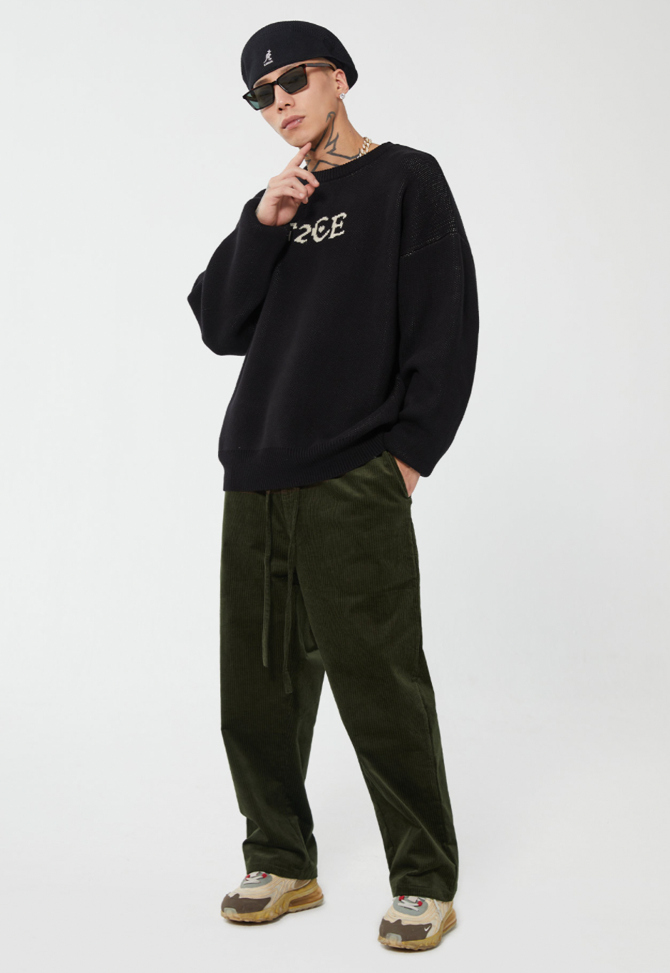 F2CE Love Heart LOGO Knit Sweater