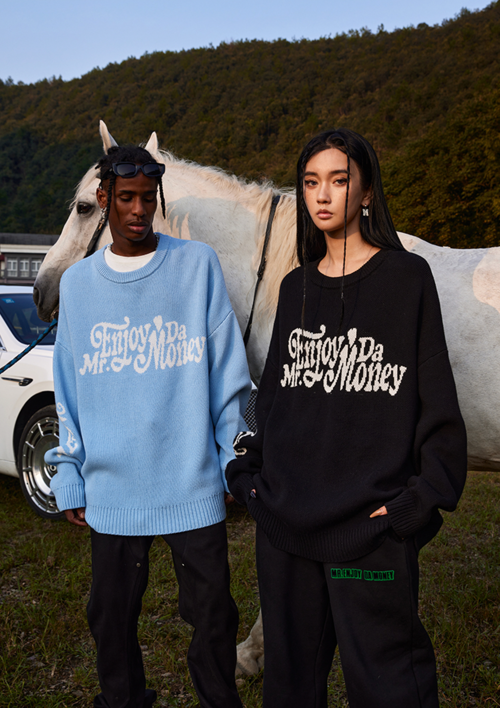 MEDM Flower Font Logo Knit Sweater