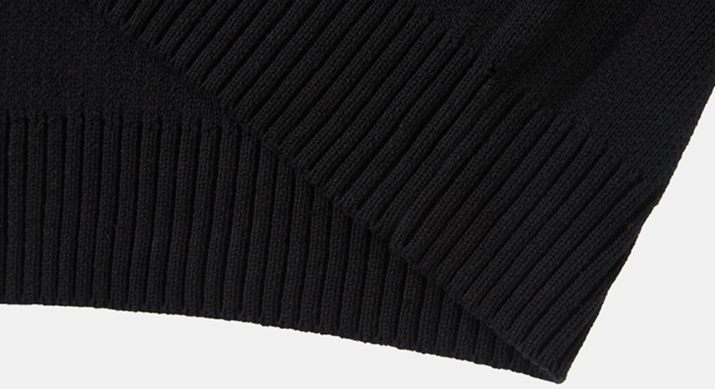 MEDM Flower Font Logo Knit Sweater