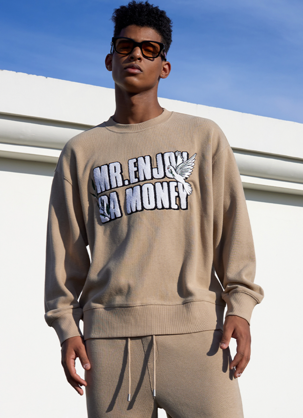 MEDM Three Dimensional Embroidery Sweatshirts