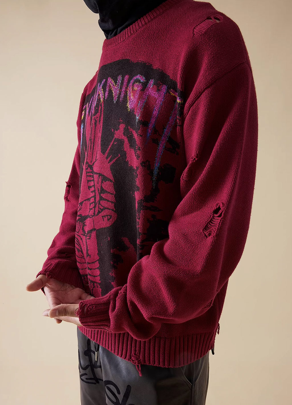 EVILKNIGHT(EK) Knight Guard Ink Print Slashed Hole Knit Sweater