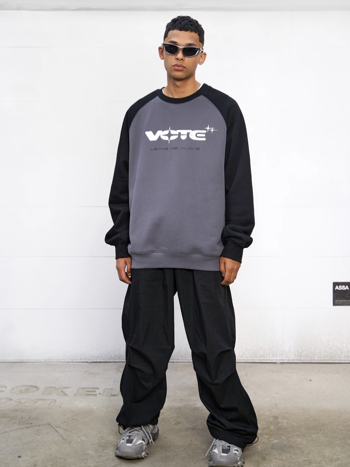 VOTE Star Logo & Contrast Color Sweatshirt