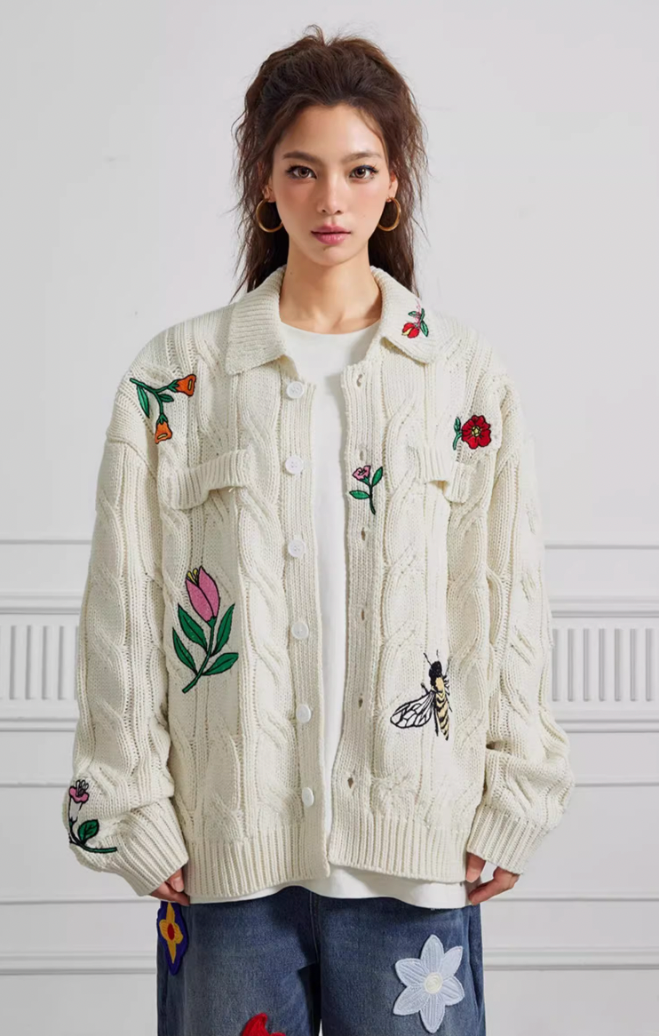 Achock Flower & Bee Embroidery Knit Cardigan
