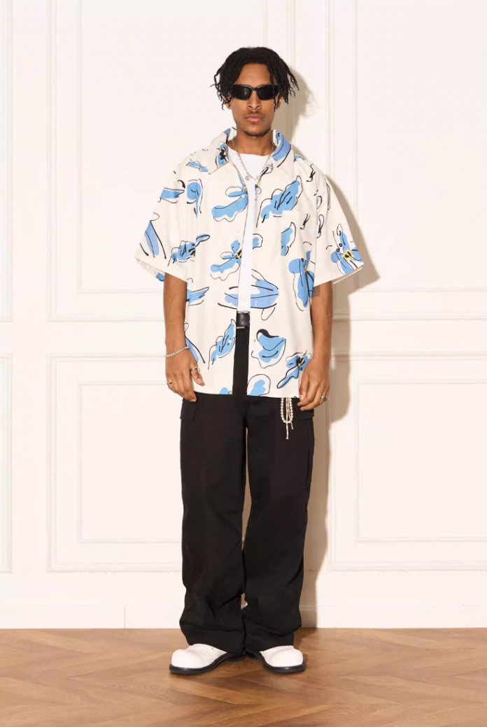 EMPTY REFERENCE White Blue Flower Short Sleeve Shirt