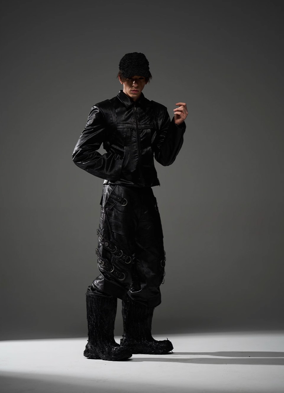 BLIND NO PLAN Short Silhouette Slim Fit Leather Jacket