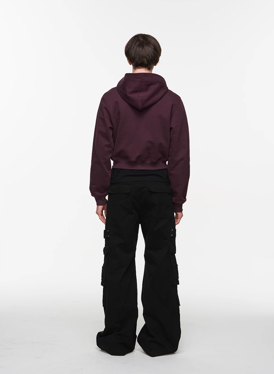 BLIND NO PLAN Basic Patchwork Logo Embroidery Short Hoodie