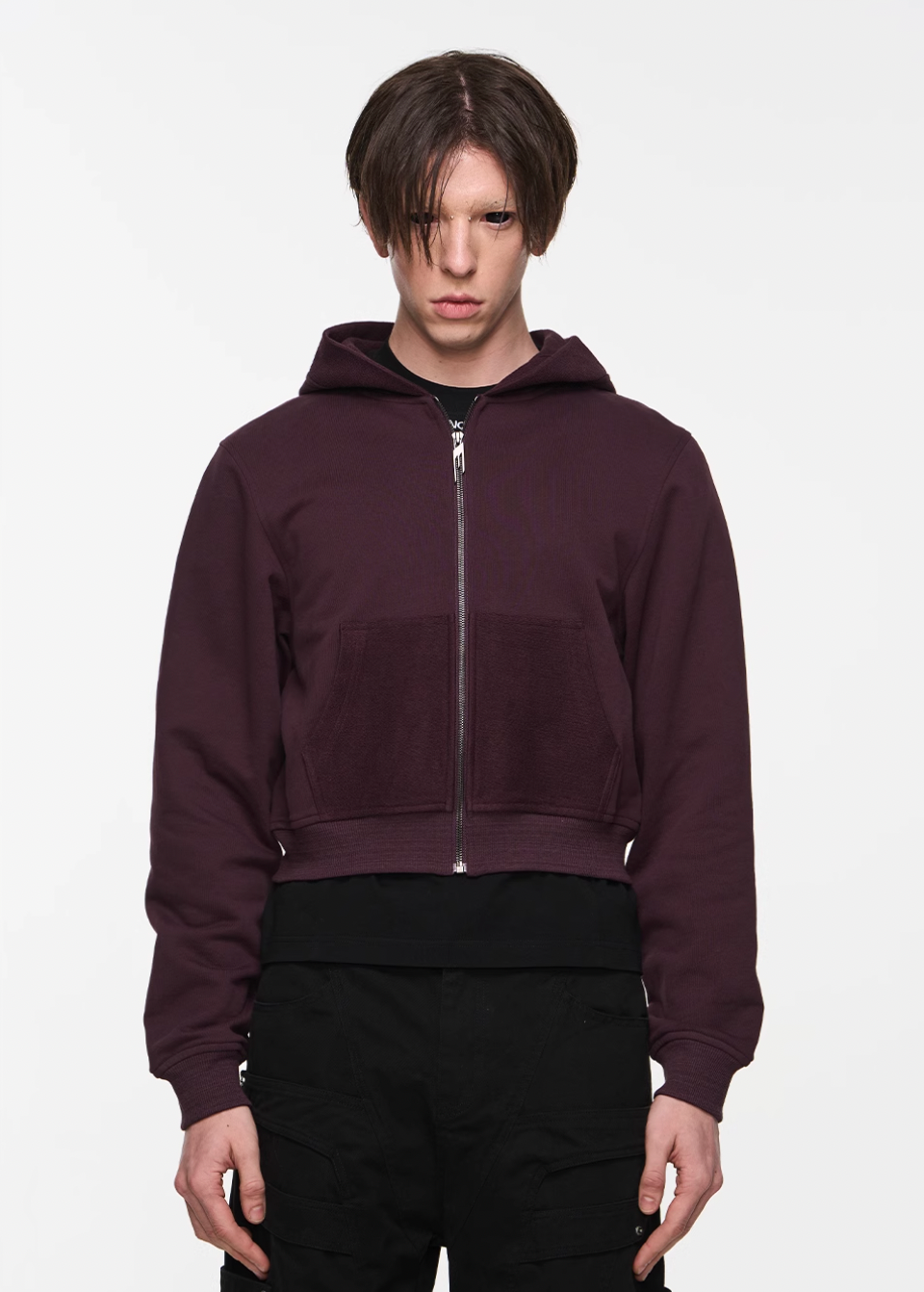 BLIND NO PLAN Basic Patchwork Logo Embroidery Short Hoodie