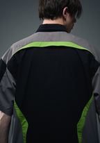 BLIND NO PLAN Colorblocked Racing Heavy Embroidery Short Sleeve Shirt