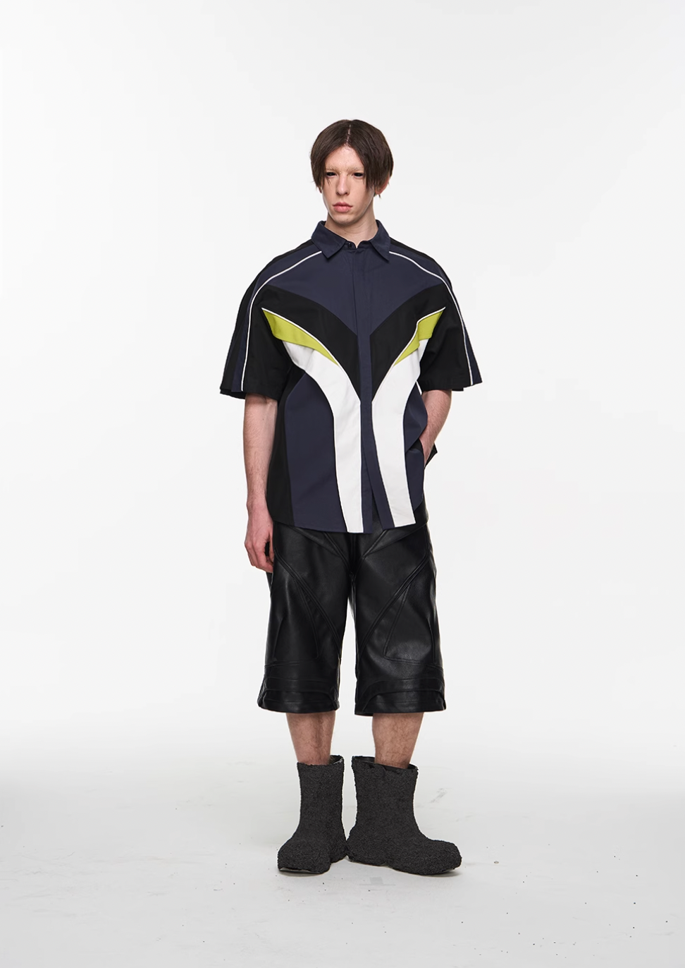 BLIND NO PLAN Colorblocked 3D Striped Short Sleeved Shirt