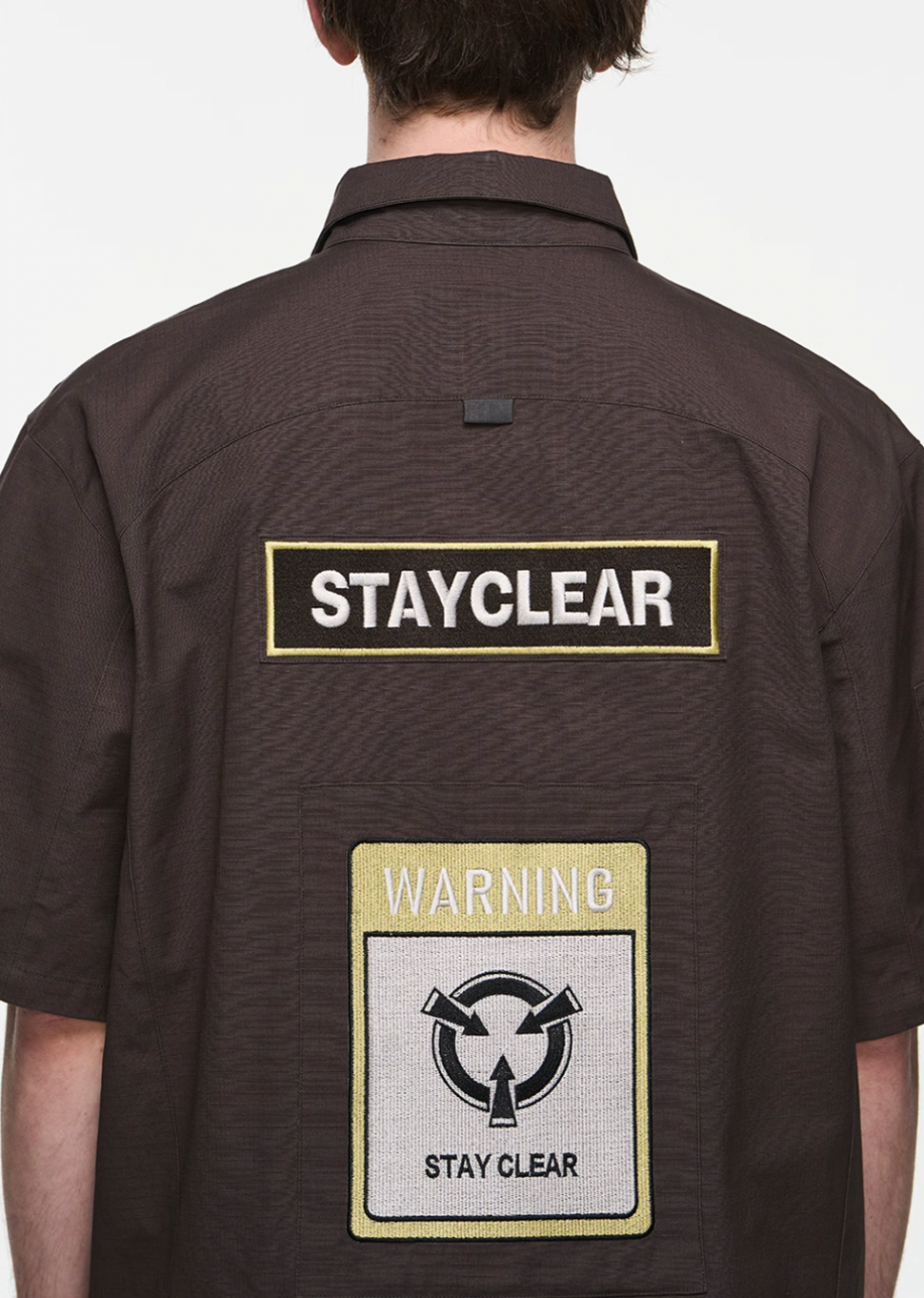 BLIND NO PLAN Badge Embroidered Short Sleeve Shirt