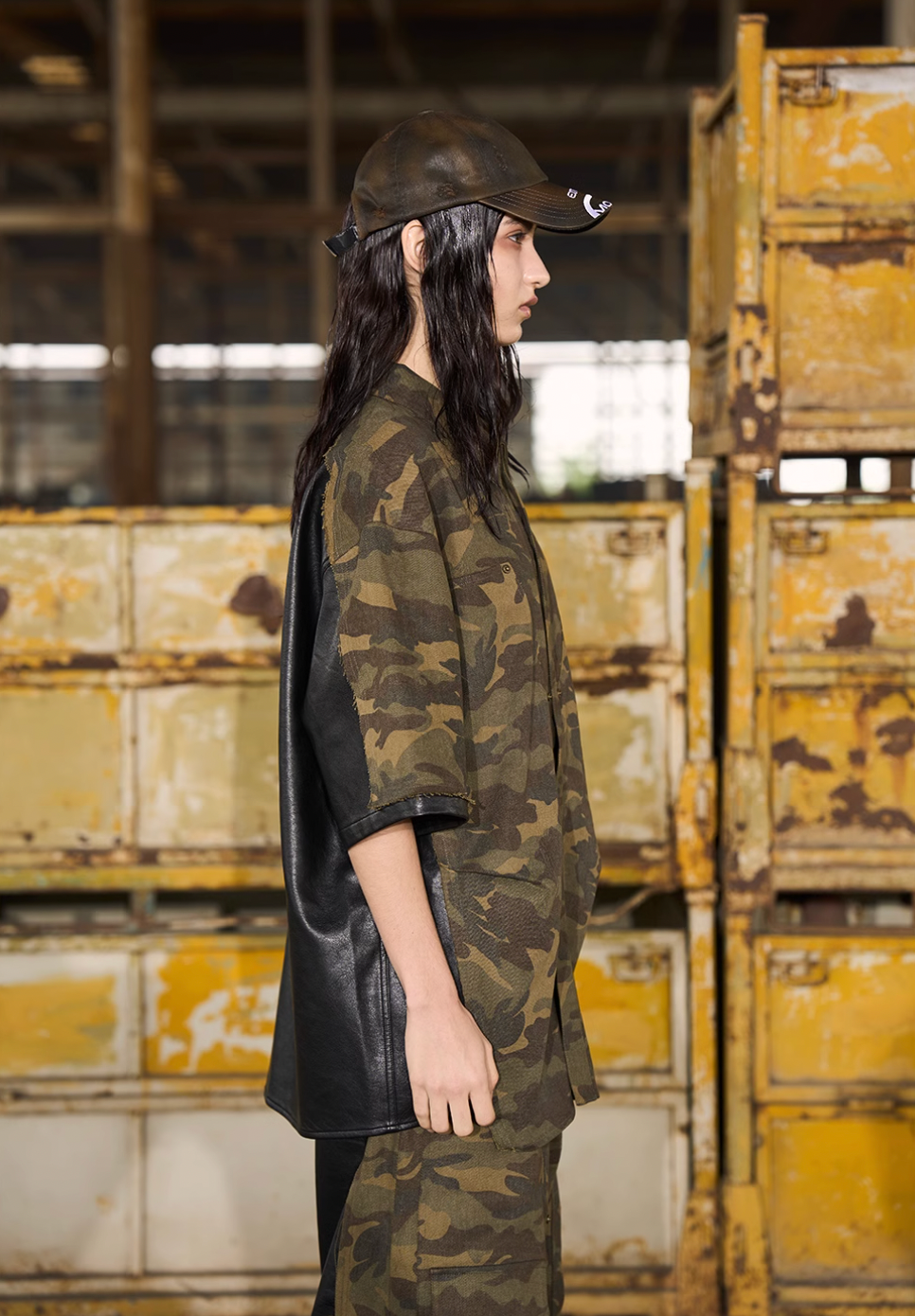 BLIND NO PLAN Camouflage Raw Edge Patchwork Leather Shirt