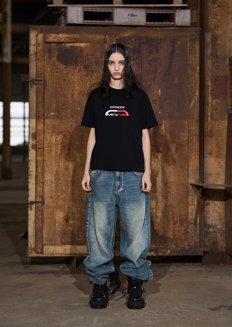 BLIND NO PLAN EXIT MODE Nostalgia Washed Destroyed Jeans