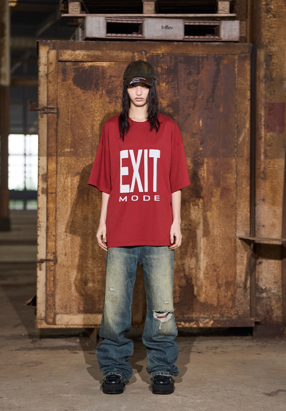 BLIND NO PLAN EXIT MODE Basic Large Logo Printing Tee
