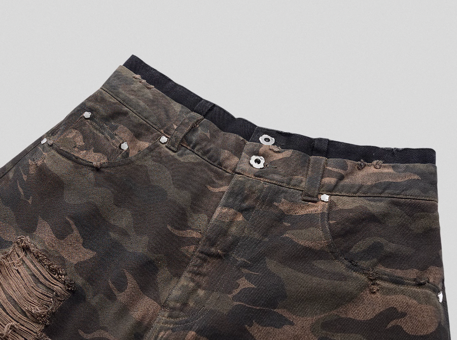 UNDERWATER Double Layer Damage Camo Cargo Denim Shorts | Baggy Jorts