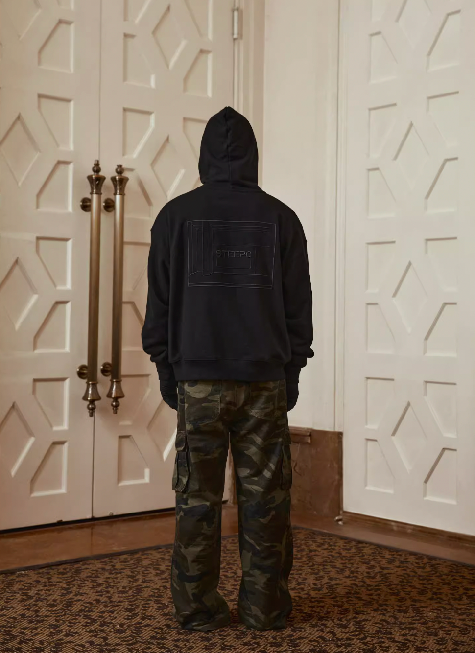 STEEPC Frame Embroidered Hoodie