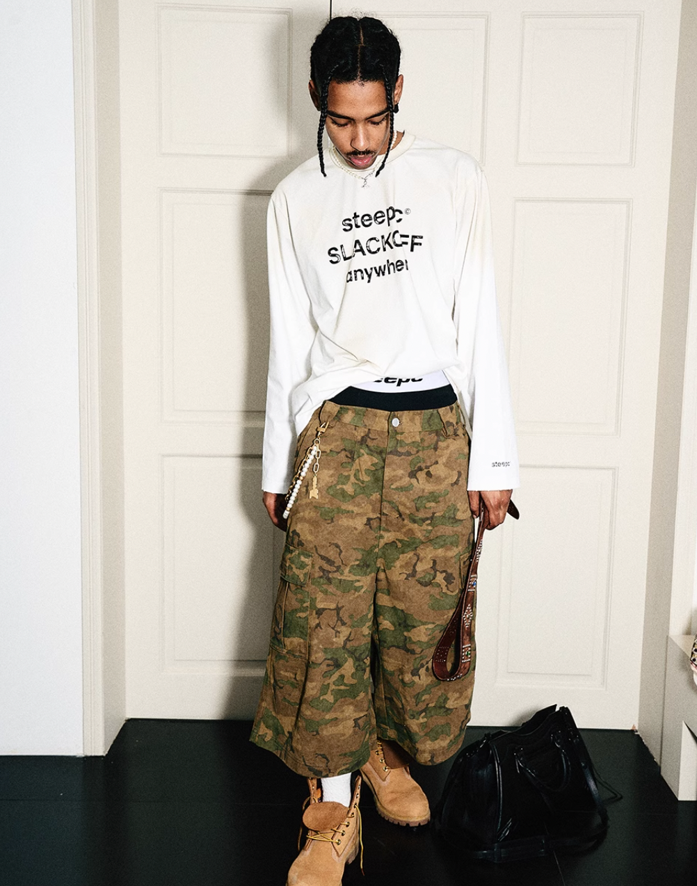 STEEPC Camouflage Distressed Cargo Baggy Shorts