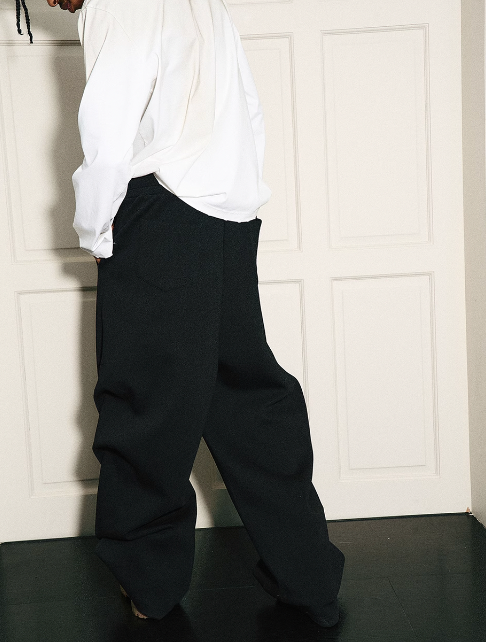 STEEPC Dimensional Cut Pleated Baggy Sweatpants