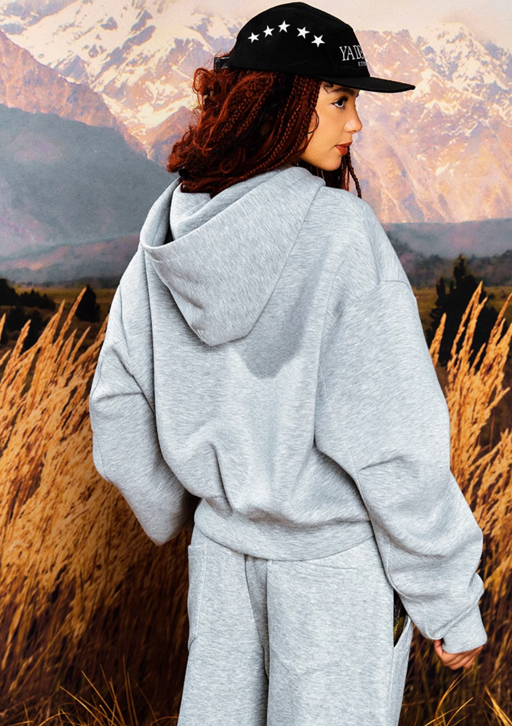 YADcrew Short Air Layer Zip Up Hoodie