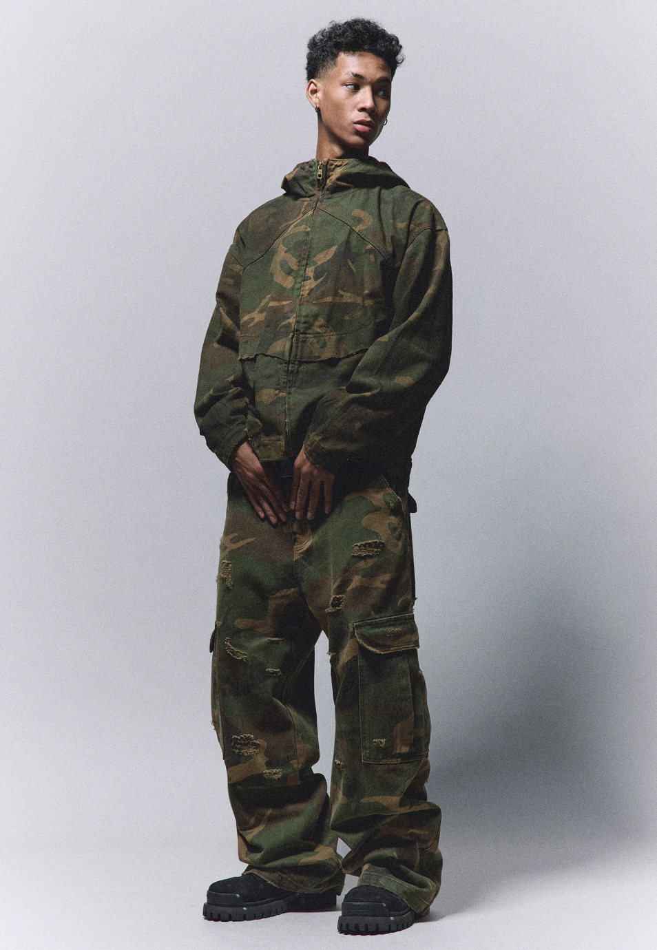 ANTIDOTE Camouflage Washed Hole Baggy Cargo Pants