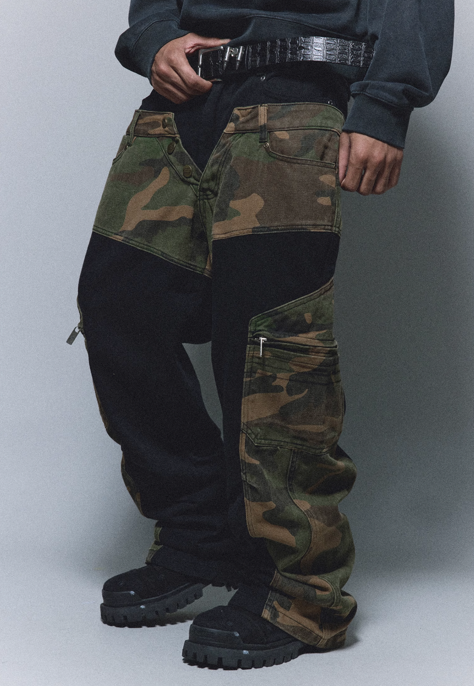 ANTIDOTE Camouflage Canvas Patchwork Baggy Pants
