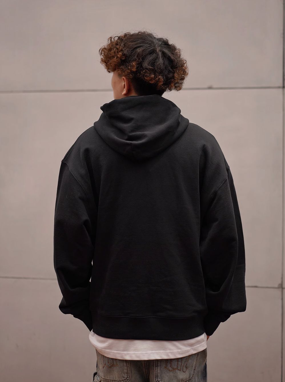 1807 One Point Box Logo Embroidery Hoodie