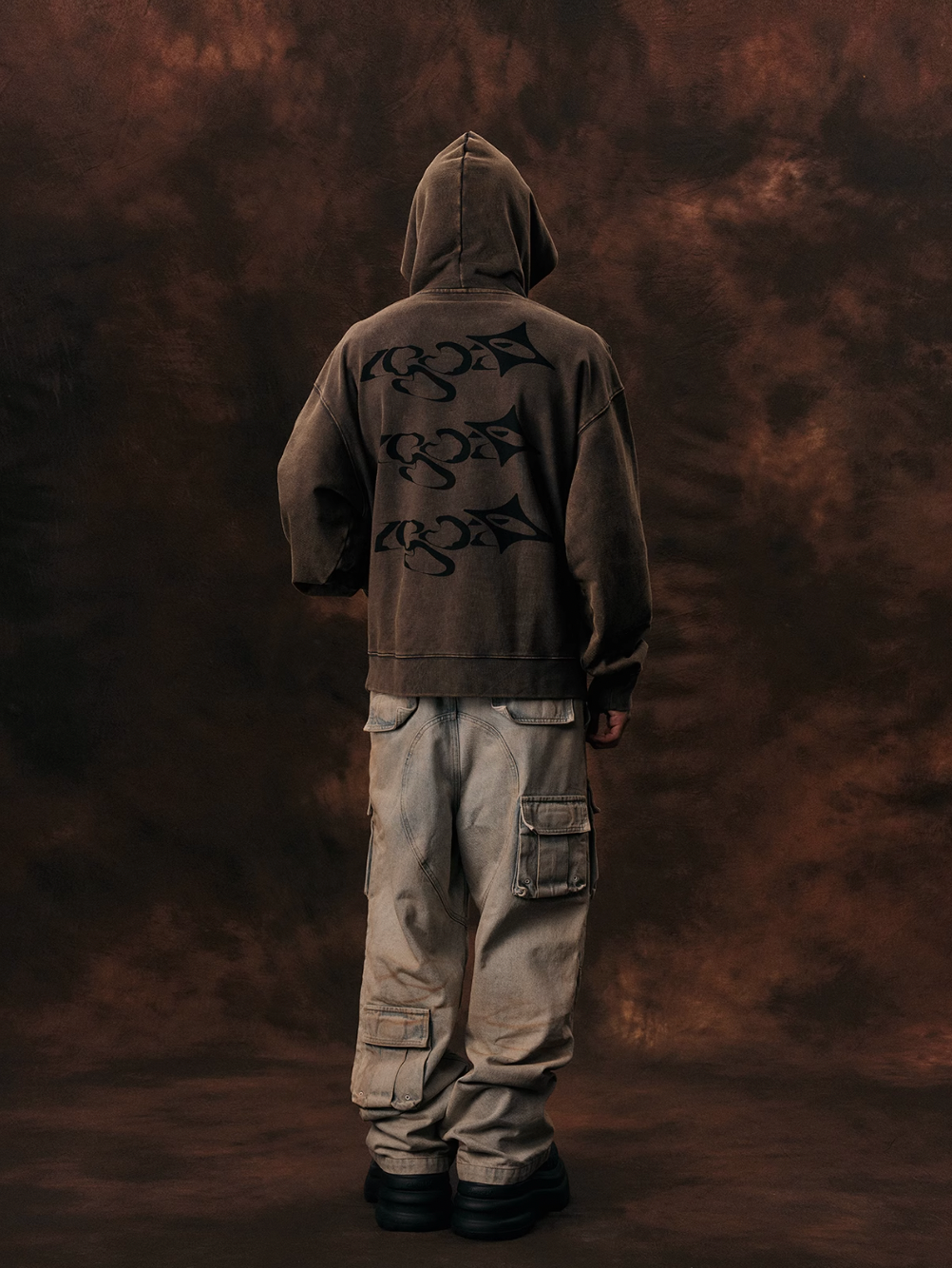 1807 Arranged Printed Washed Hoodie