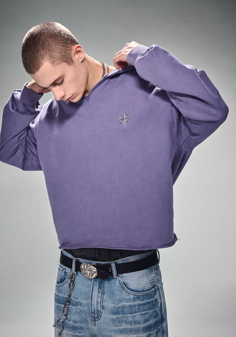 DICETINY Metal Wire Logo Cut Off Hoodie