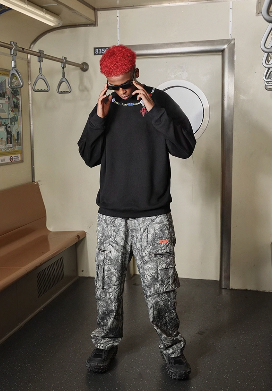 DICETINY Dice Chain Embroidered Sweatshirt