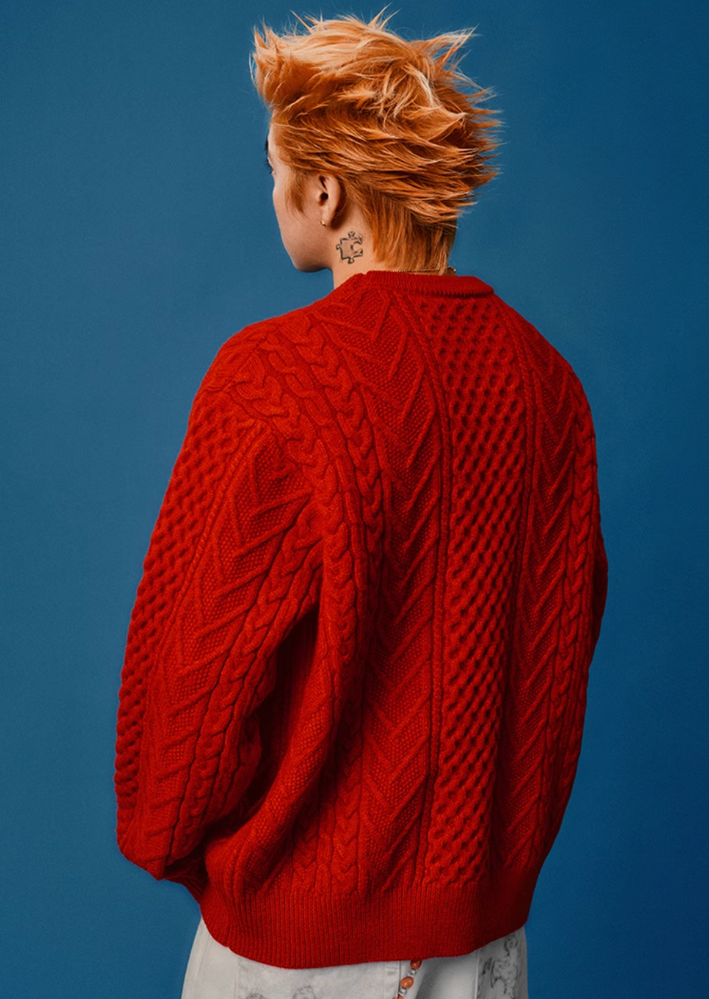 YADcrew Pearl Text Typography Knit Sweater