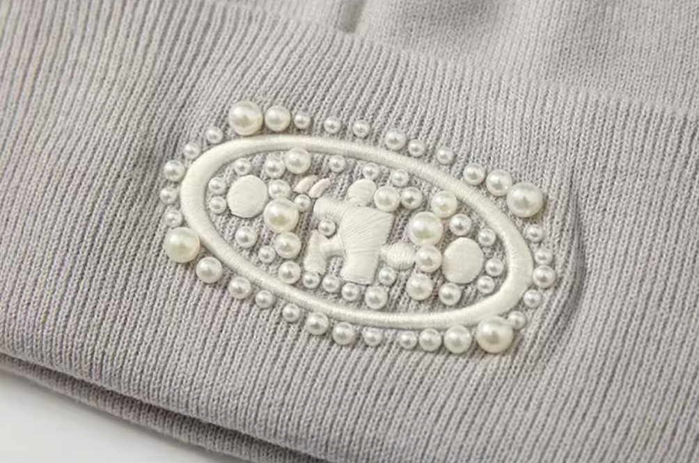 YADcrew Pearl Puzzle Logo Beanie