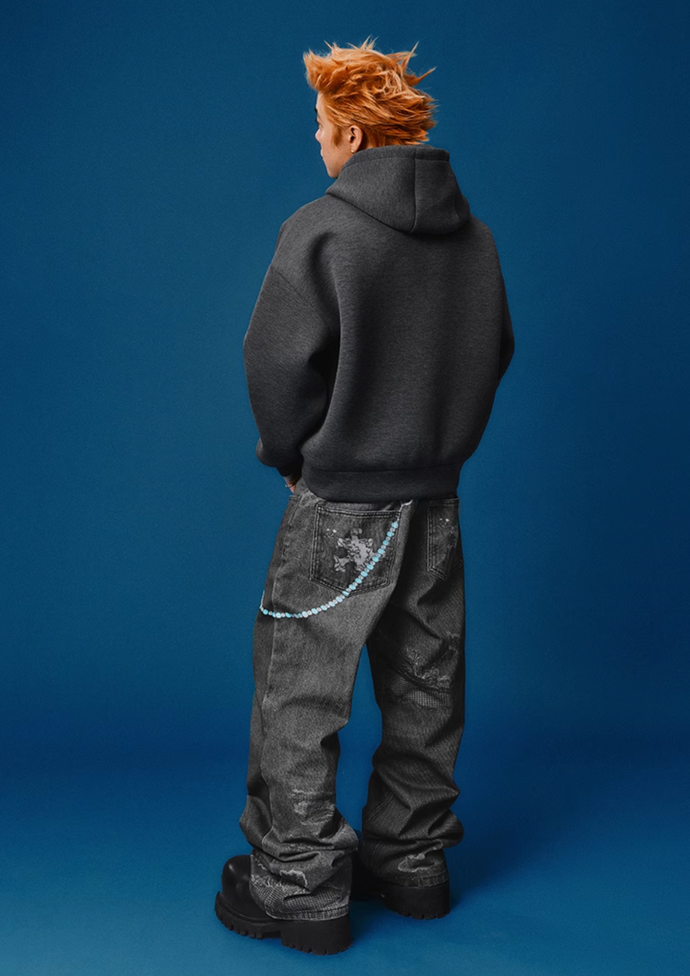 YADcrew Chain Embossed Print Jeans
