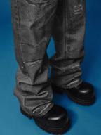 YADcrew Chain Embossed Print Jeans