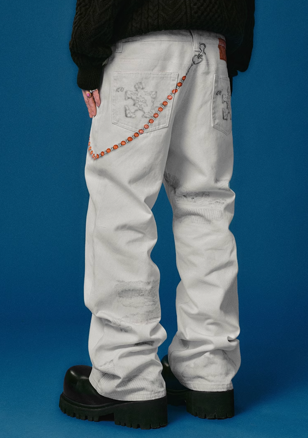 YADcrew Chain Embossed Print Jeans