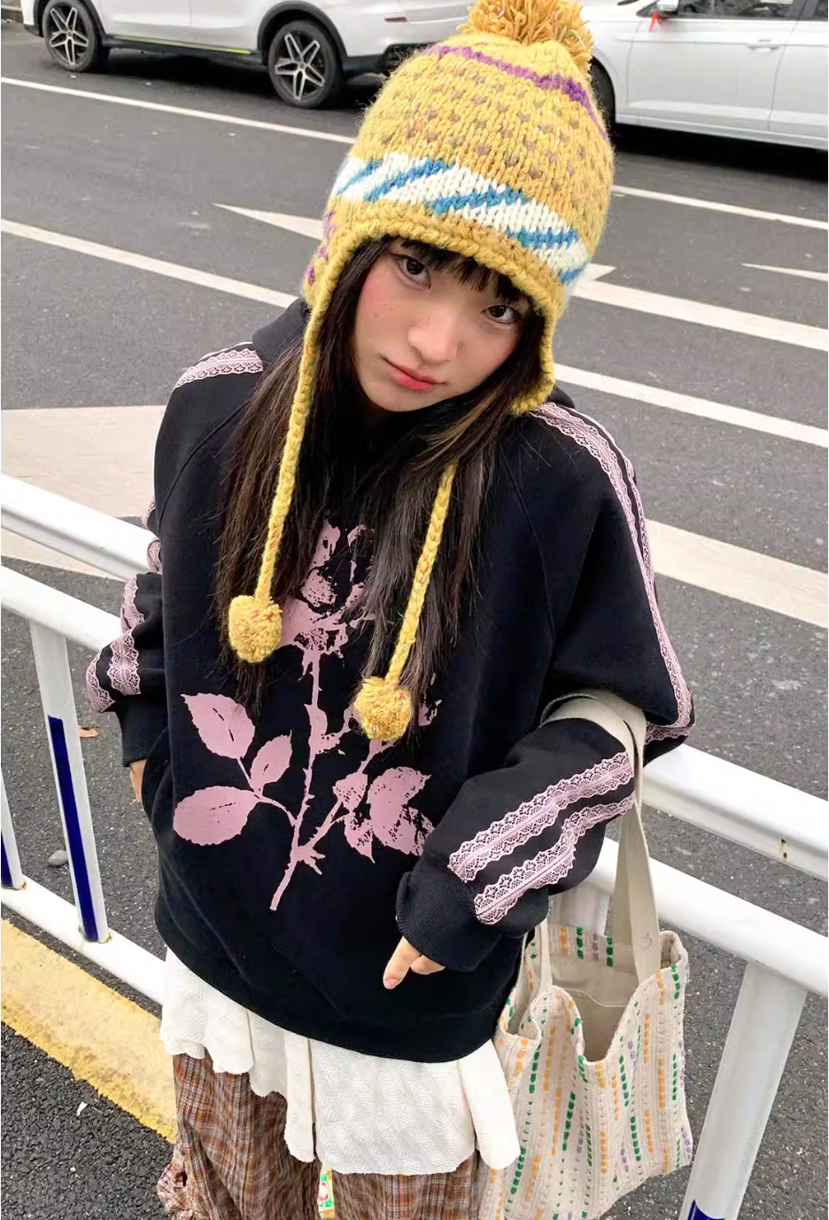 EMPTY REFERENCE Rose Printed Lace Hoodie