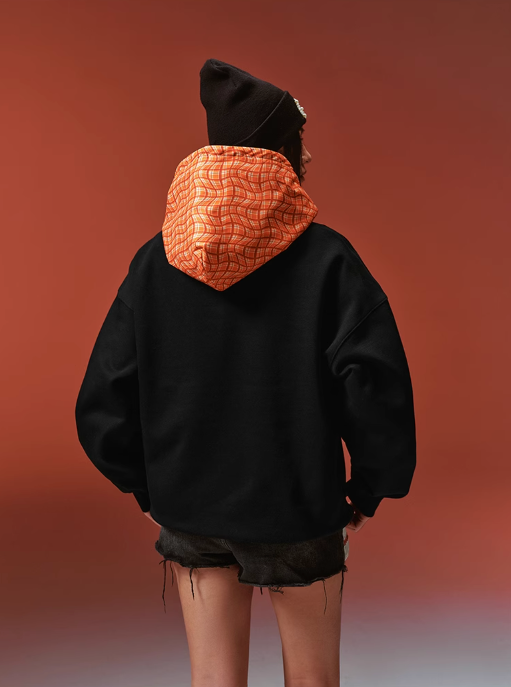 YADcrew Twisted Plaid Hood Pearl Leather Logo Hoodie