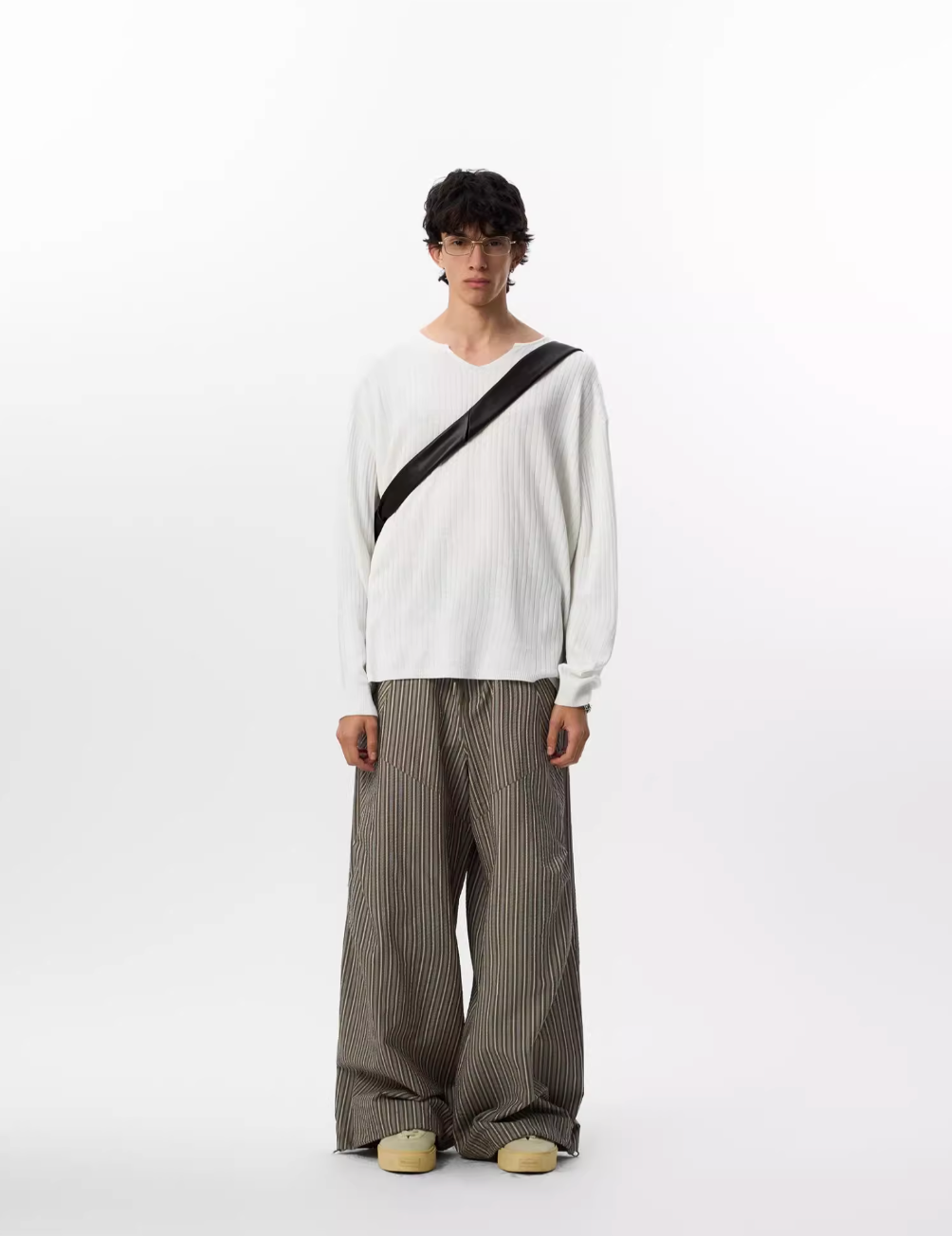 JHYQ Lightweight Striped V-neck Jacquard Knit Sweater