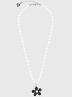 AWE Black Sunflower Pendant Pearl Necklace