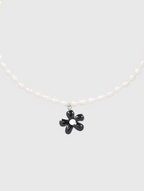 AWE Black Sunflower Pendant Pearl Necklace