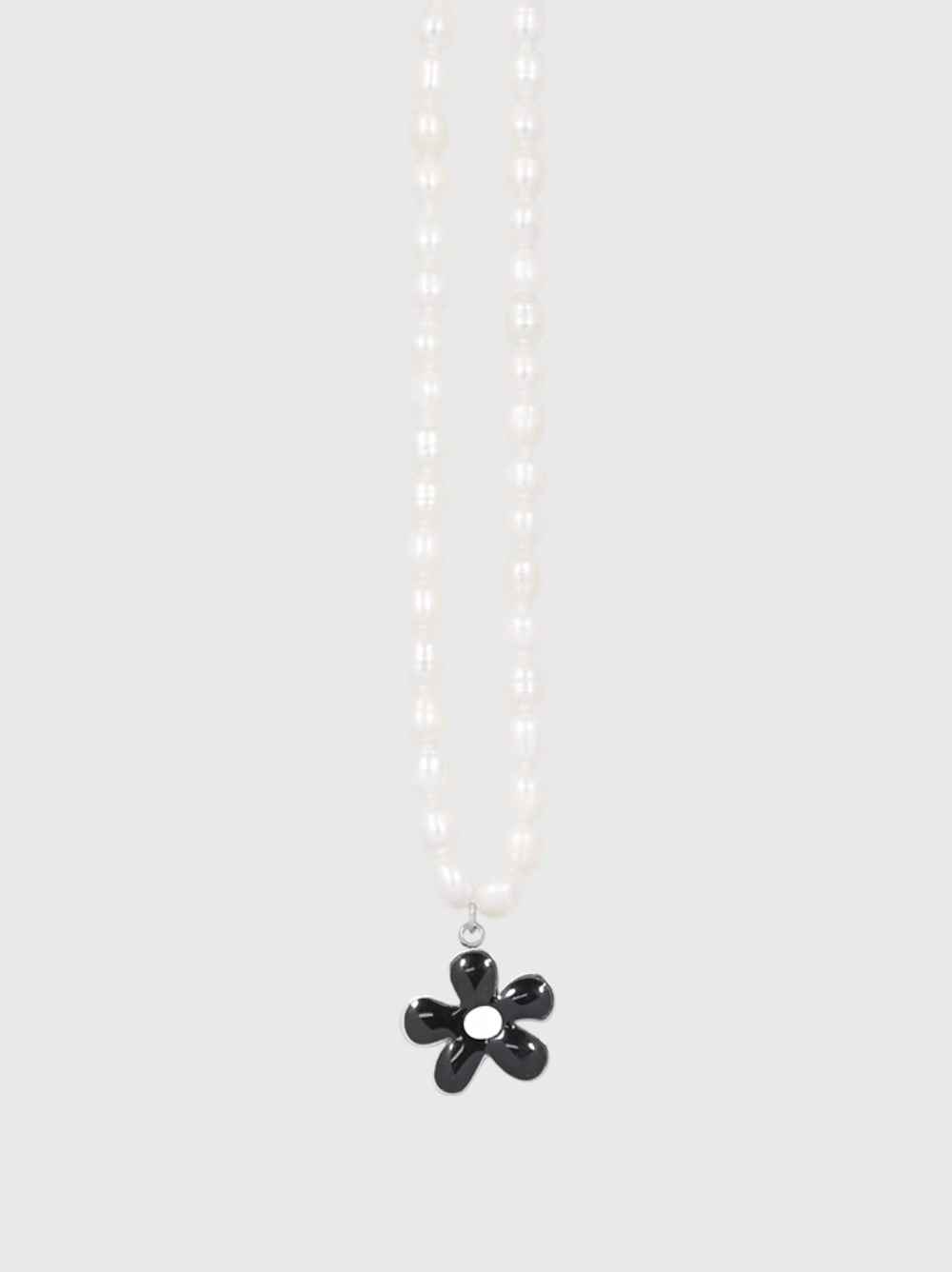 AWE Black Sunflower Pendant Pearl Necklace