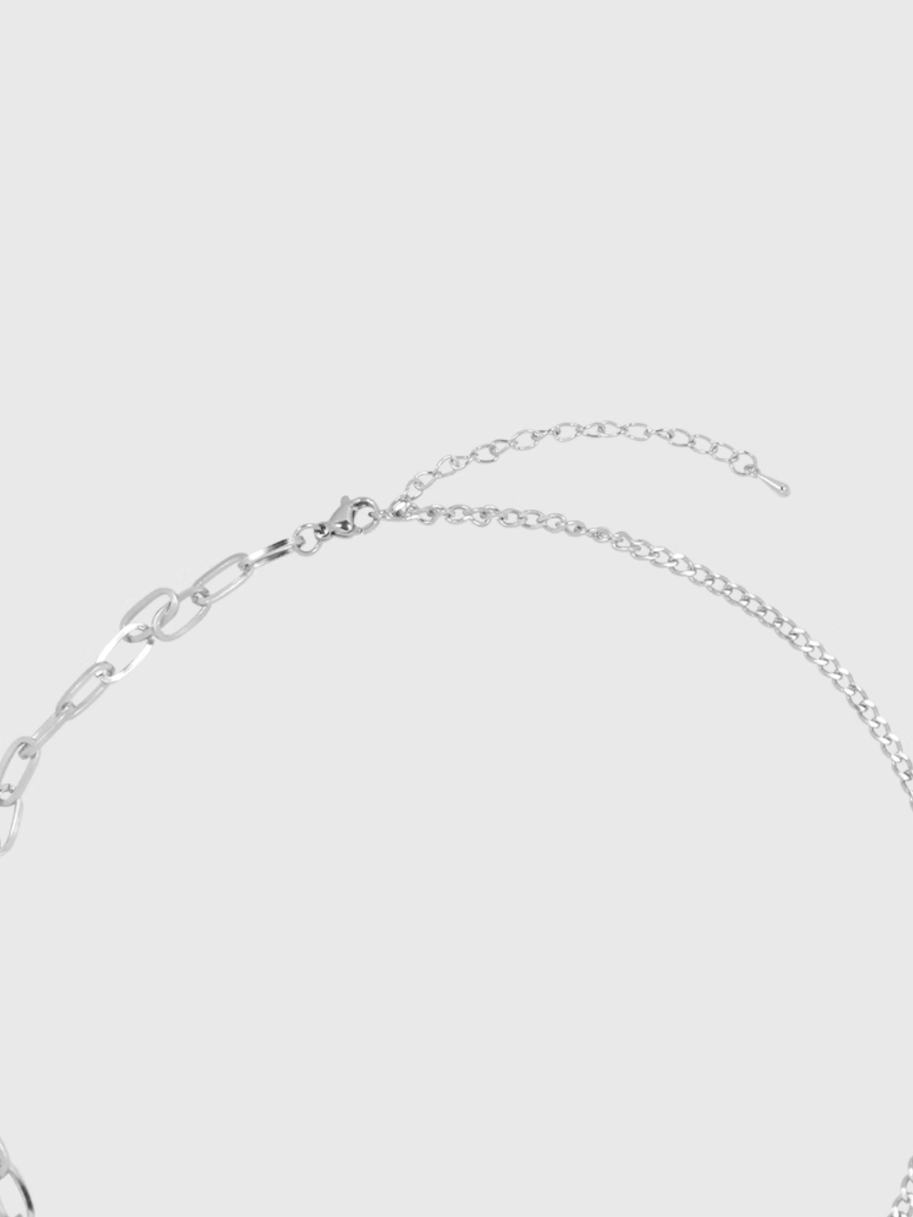 AWE Diamond Pin Black Heart Chain Necklace