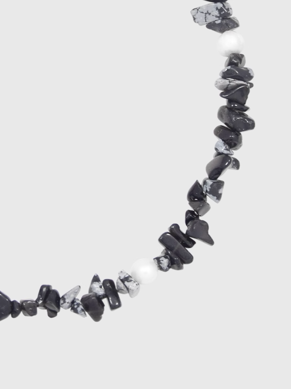 AWE Black Crushed Stone Pearl Beaded Necklace
