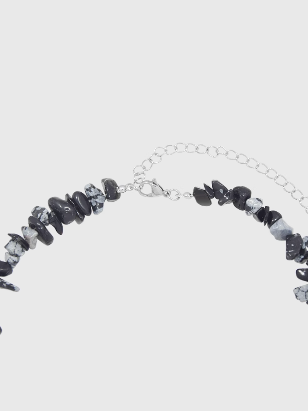 AWE Black Crushed Stone Pearl Beaded Necklace
