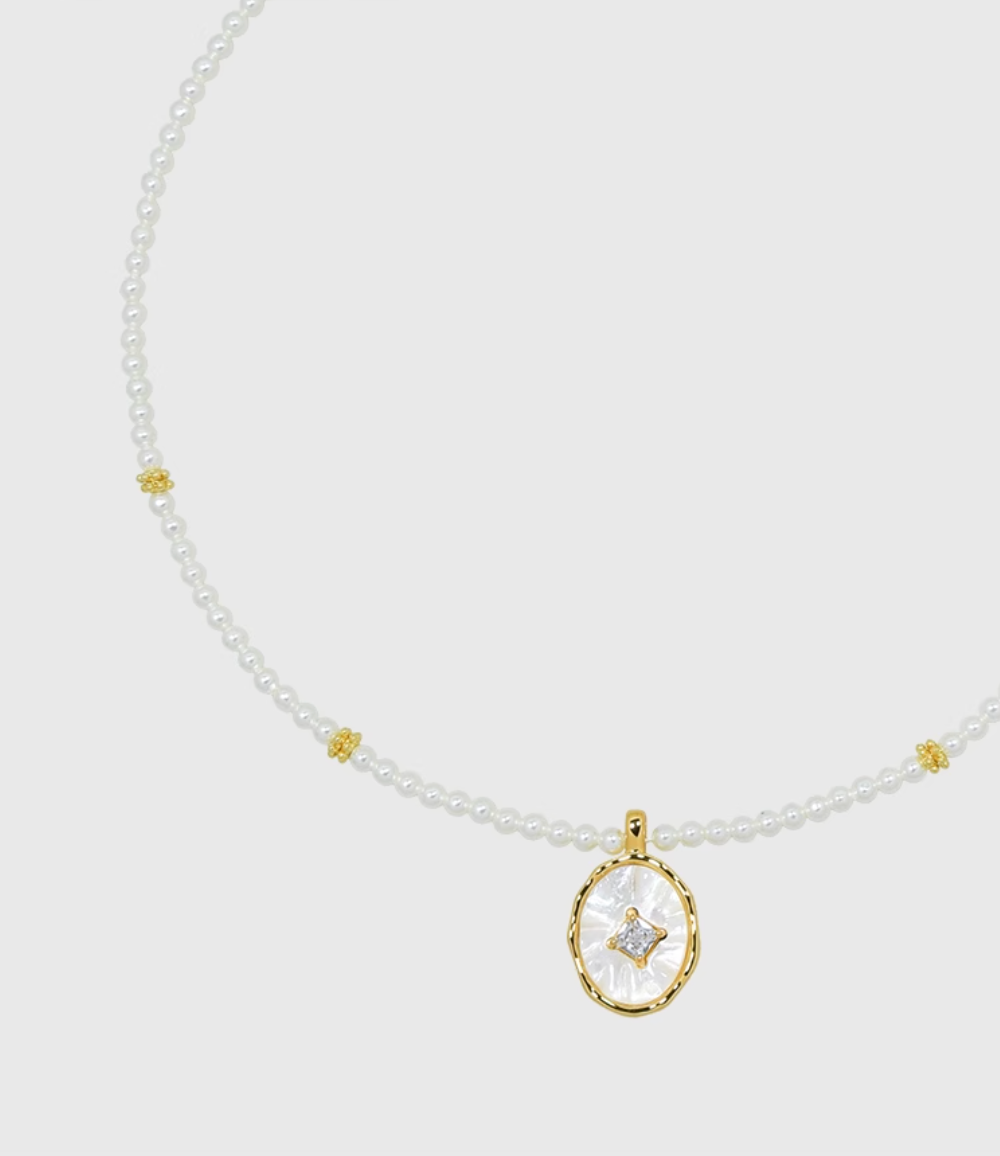 AWE Zirconia Pendant Pearl Beaded Necklace
