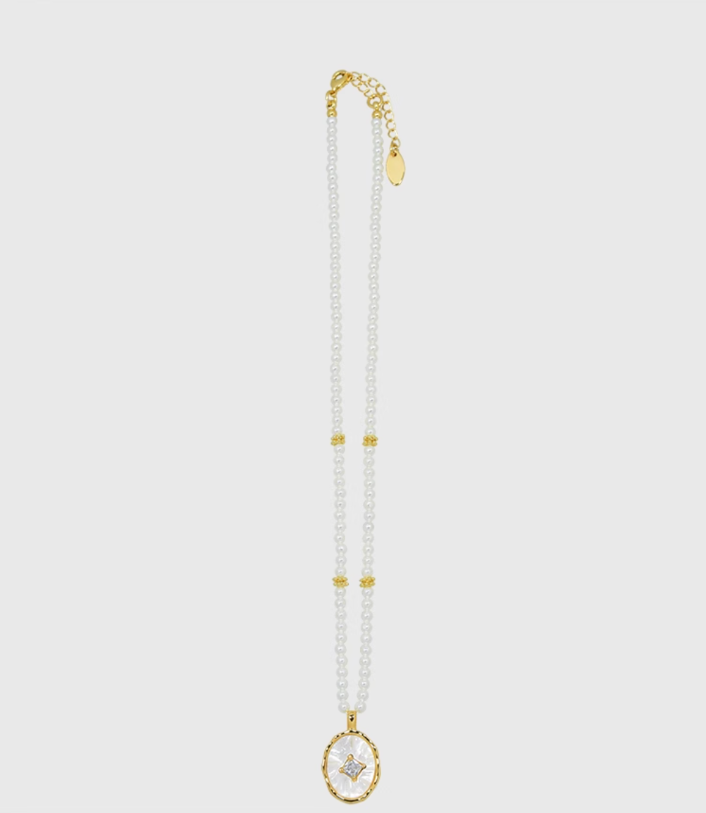 AWE Zirconia Pendant Pearl Beaded Necklace