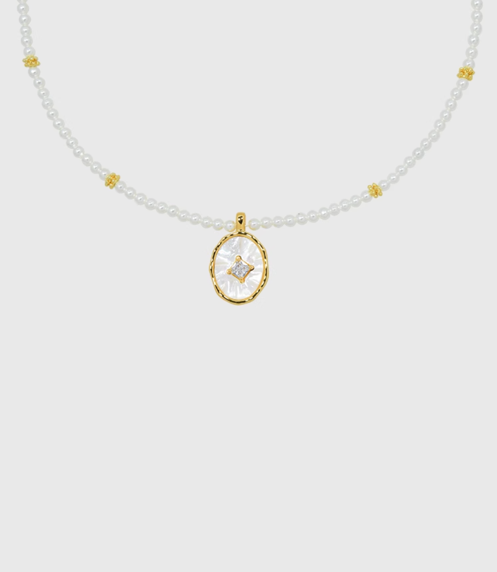 AWE Zirconia Pendant Pearl Beaded Necklace